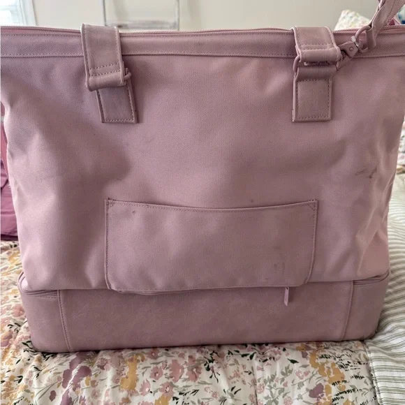 BEIS Weekender in Atlas Pink - Picture 5 of 8